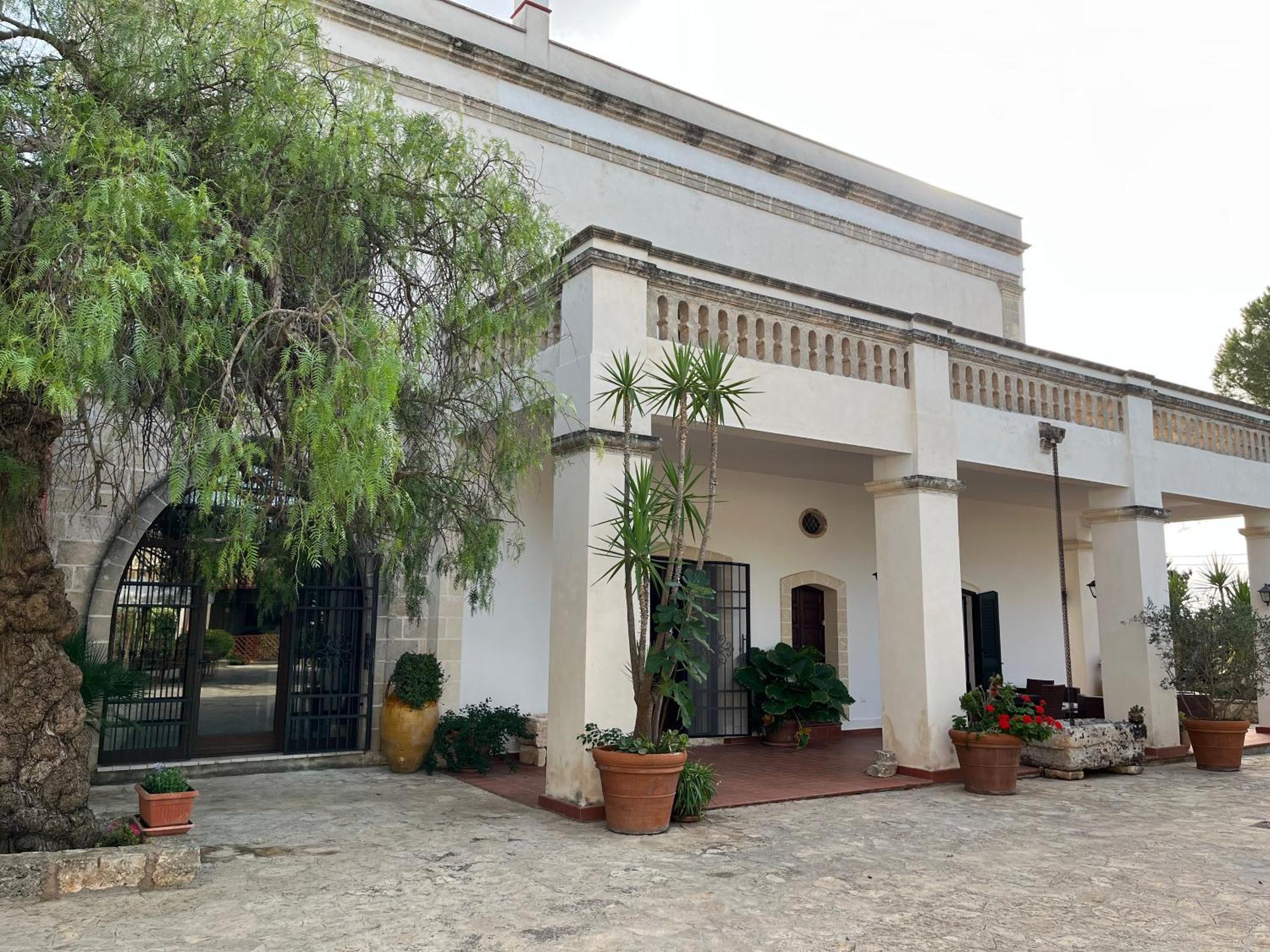 Masseria La Camardia Sava 외부 사진