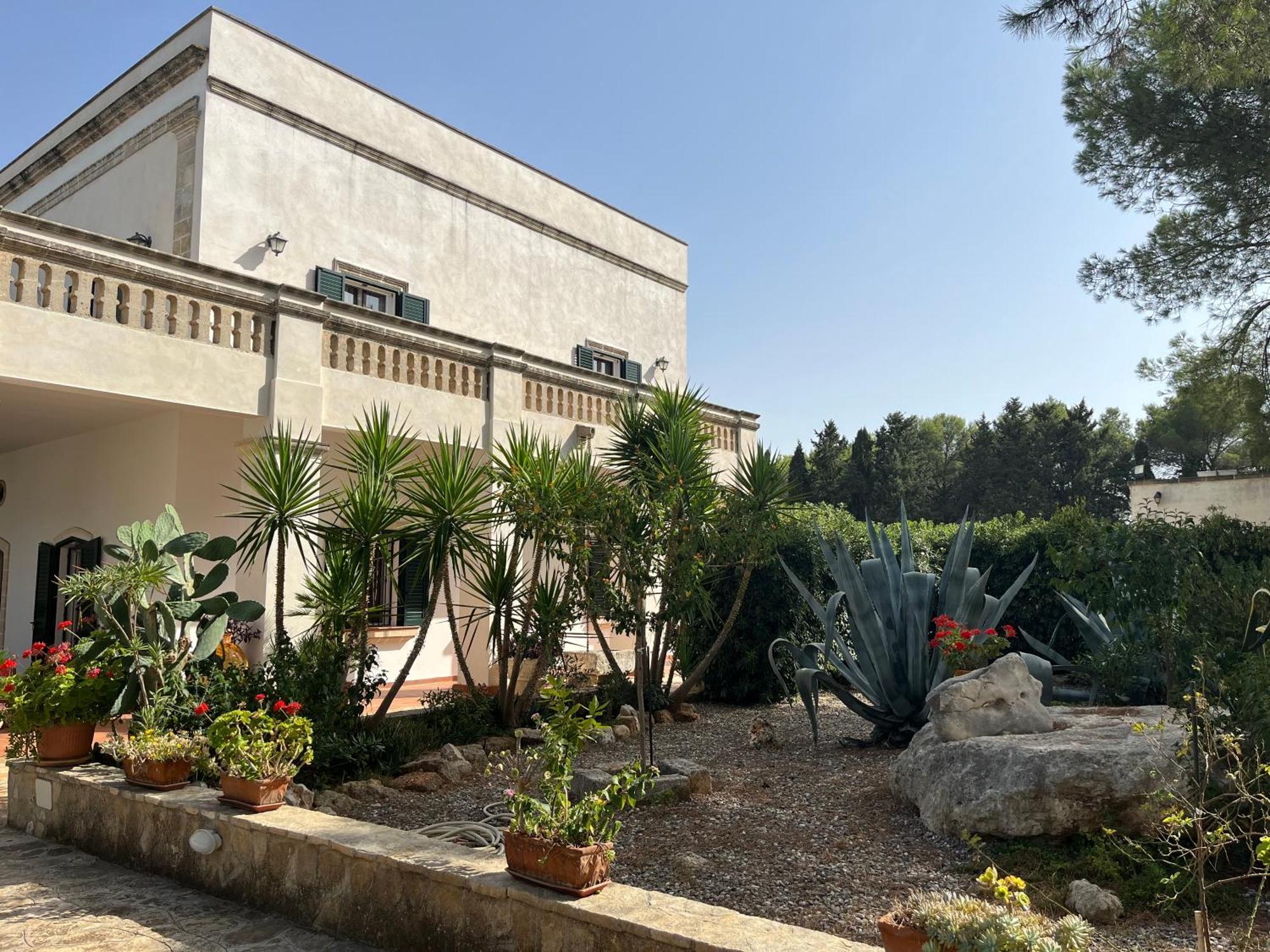 Masseria La Camardia Sava 외부 사진